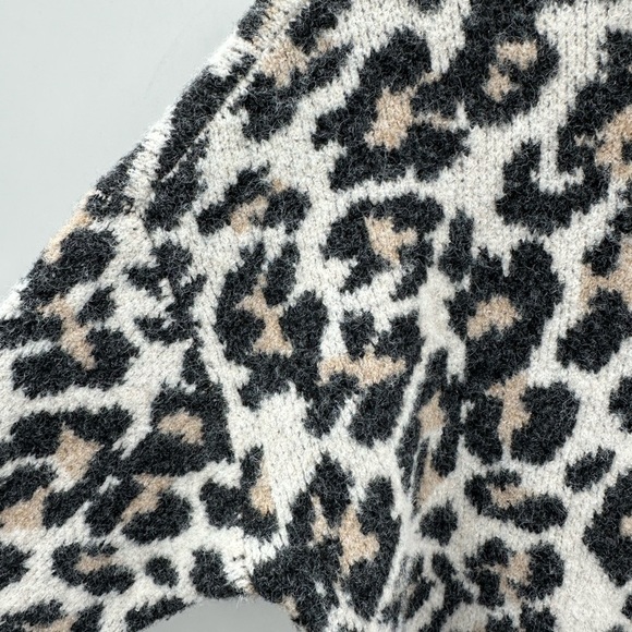 Loft animal print cowl neck super soft woman’s Cottagecore sweater. SMALL - Picture 9 of 11